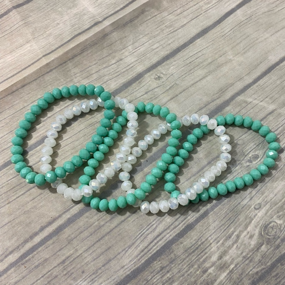 Pink Diamondback Rodeo Diva 5 Piece Handmade Stretchy Glass Beads Bracelet Set